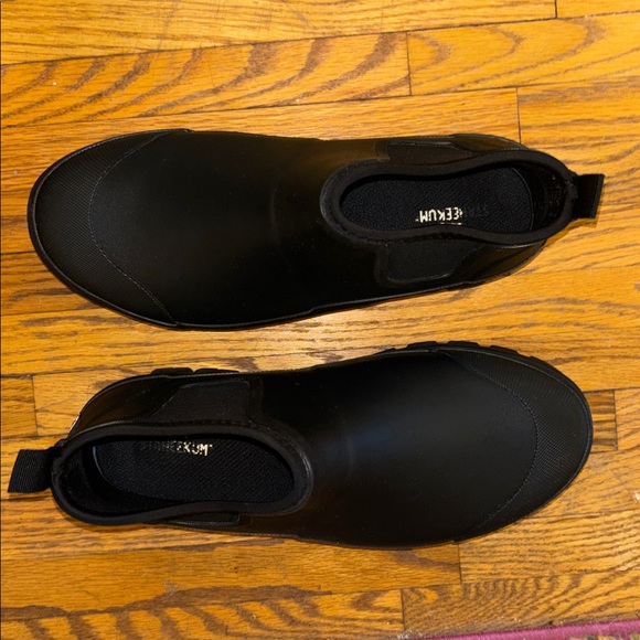 Ankle Rain Boots (Staheekum) *like new* - Picture 4 of 9